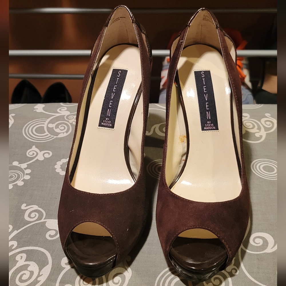 Seven7 Brown Peep Toe Women's Shoes